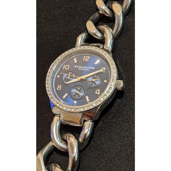 Stuhrling Lady Renoir Shine 813S 02 Women's Quartz Watch Blue Face SS 50M WR - Picture 4 of 11